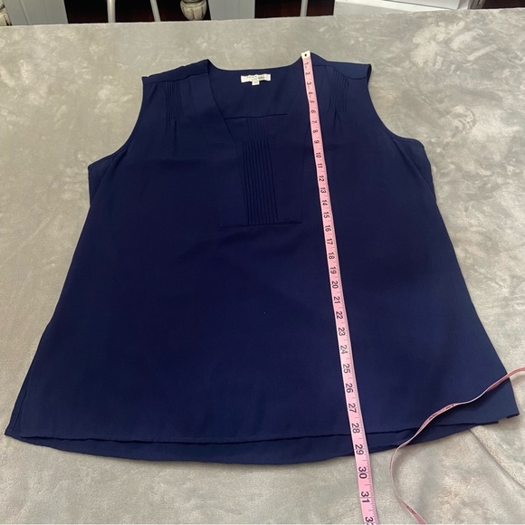 DEREK LAM COLLECTIVE sleeveless pintuck top blue 21822 - Picture 8 of 10